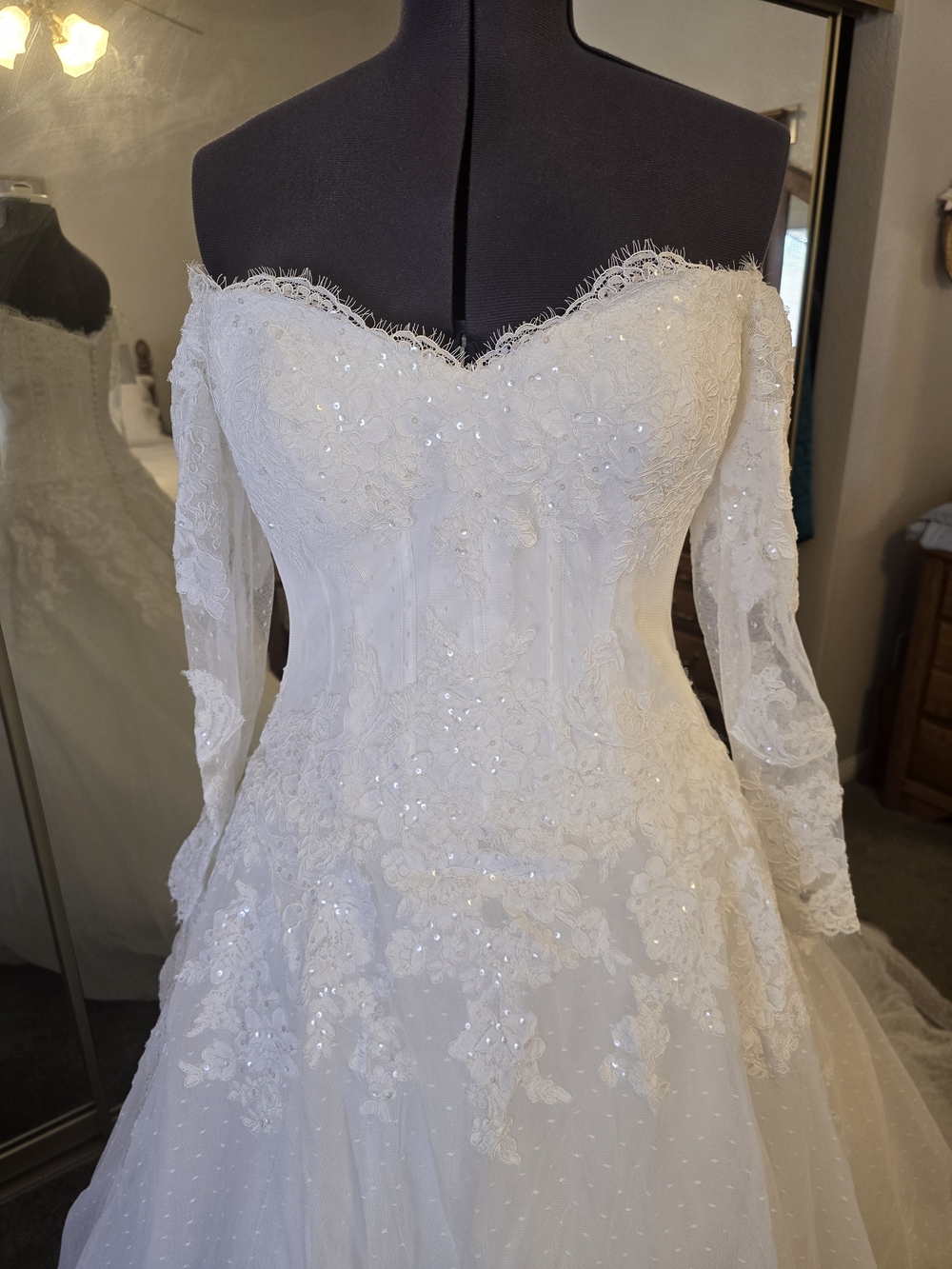 Off-Shoulder Long Sleeve White Lace Ball Gown Dress - Picture 13 of 16